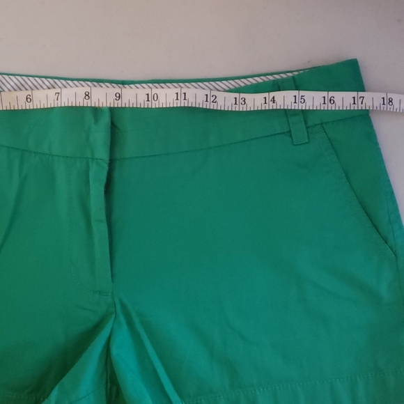 ***SOLD***J Crew Green Broken In Chino Shorts 3in - Picture 4 of 5